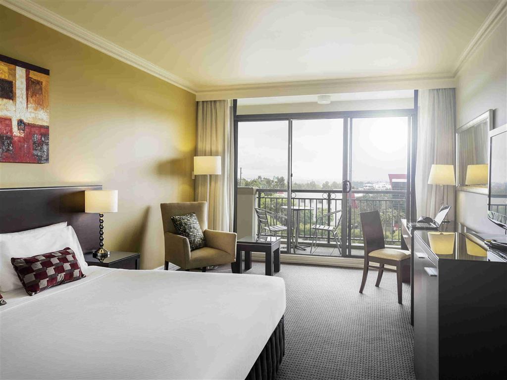 Hotel Visy Dior Baulkham Hills Exterior foto